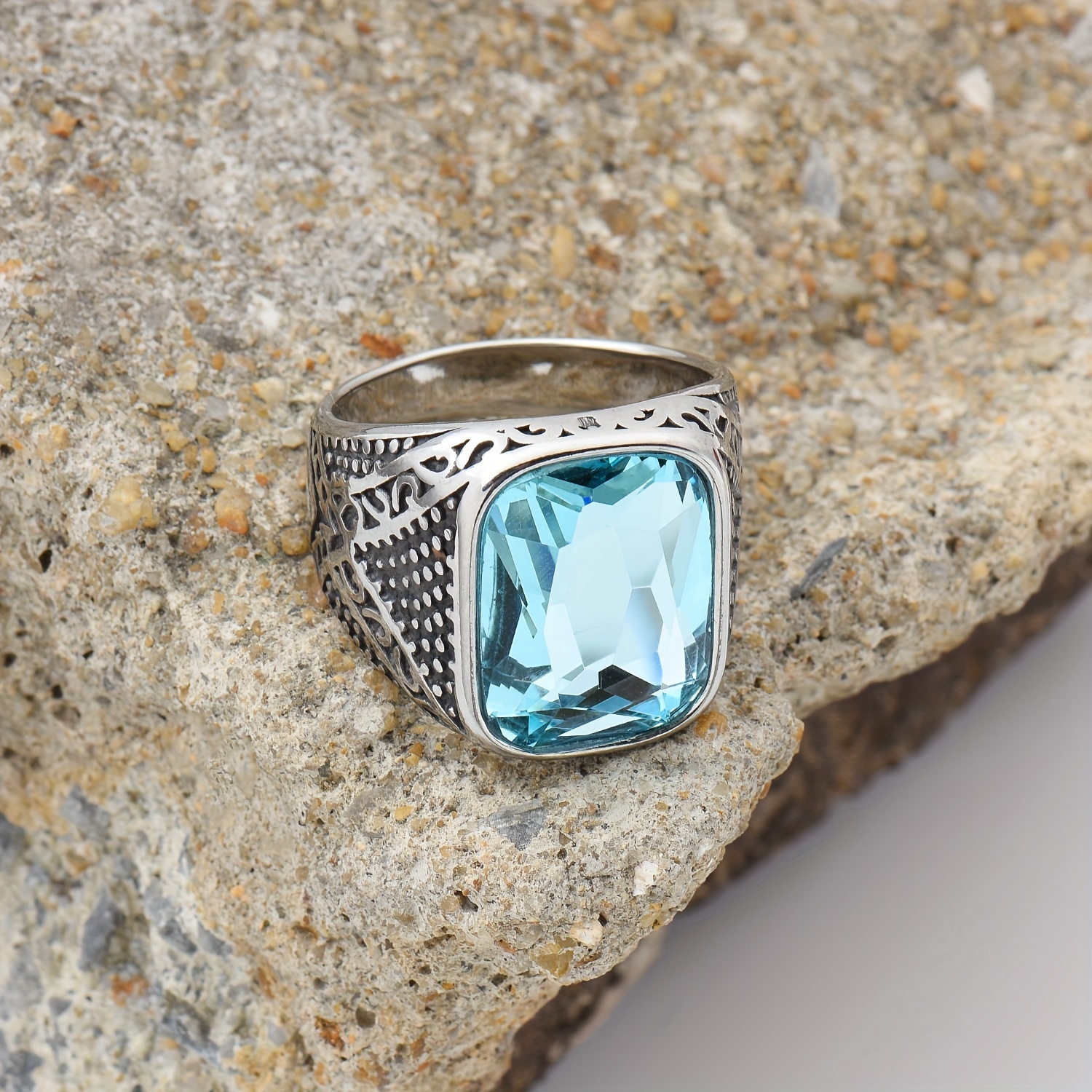 Vintage Titanium Steel Square Faceted Ring Men's Retro Pattern Single